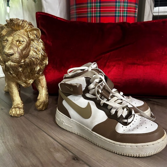 🚨🔥 Air Force 1 Mid White Shoes "Cafe Brewed Elegance Mocha Brown" - Picture 4 of 7